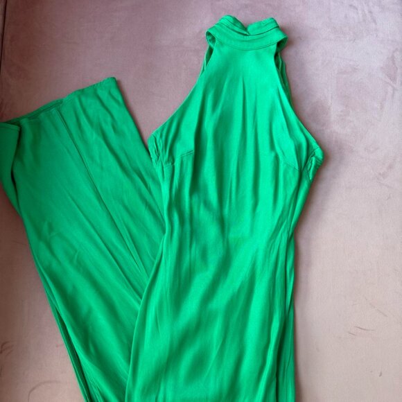 Green Backless Meshki Maxi Dress - Picture 3 of 6